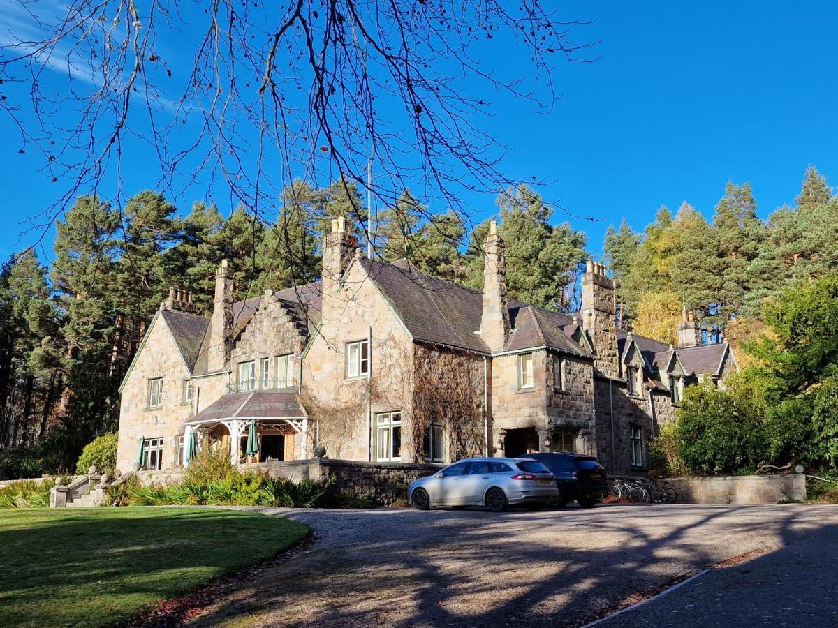 Cambus O' May Traditional Highland Hotel Ballater Exterior foto