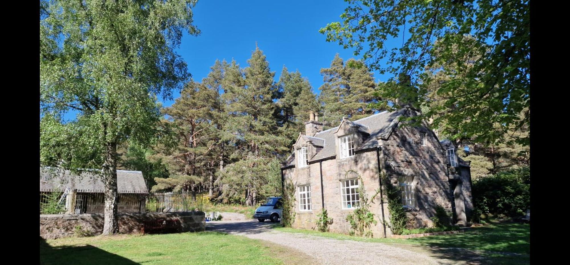 Cambus O' May Traditional Highland Hotel Ballater Zimmer foto